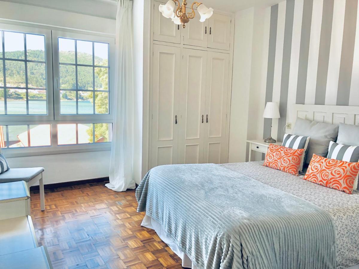 Apartamento con vistas al mar en Primera Línea. Muros Exterior foto