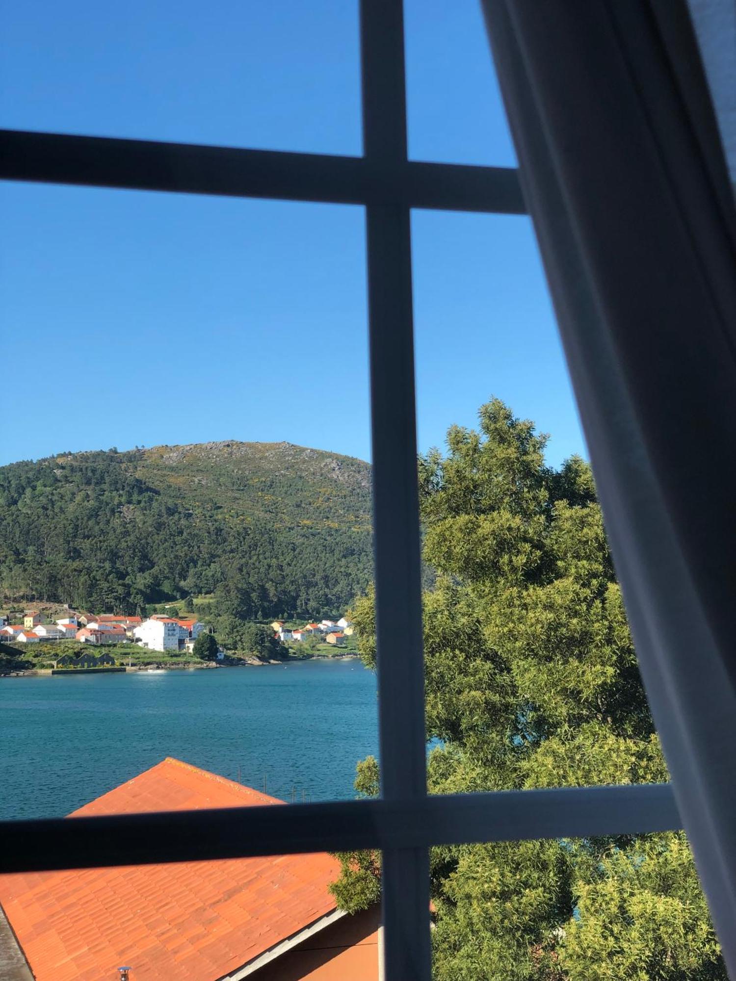 Apartamento con vistas al mar en Primera Línea. Muros Exterior foto